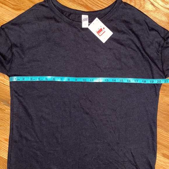 NWT Alternative Relaxed L/S Pullover in Black - Picture 4 of 5